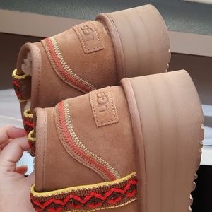 Mini platform UGGS